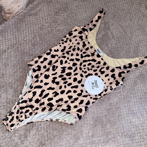 * * SOLD * * Princess Polly NWT • Tamikah Leopard Bodysuit - Picture 1 of 5